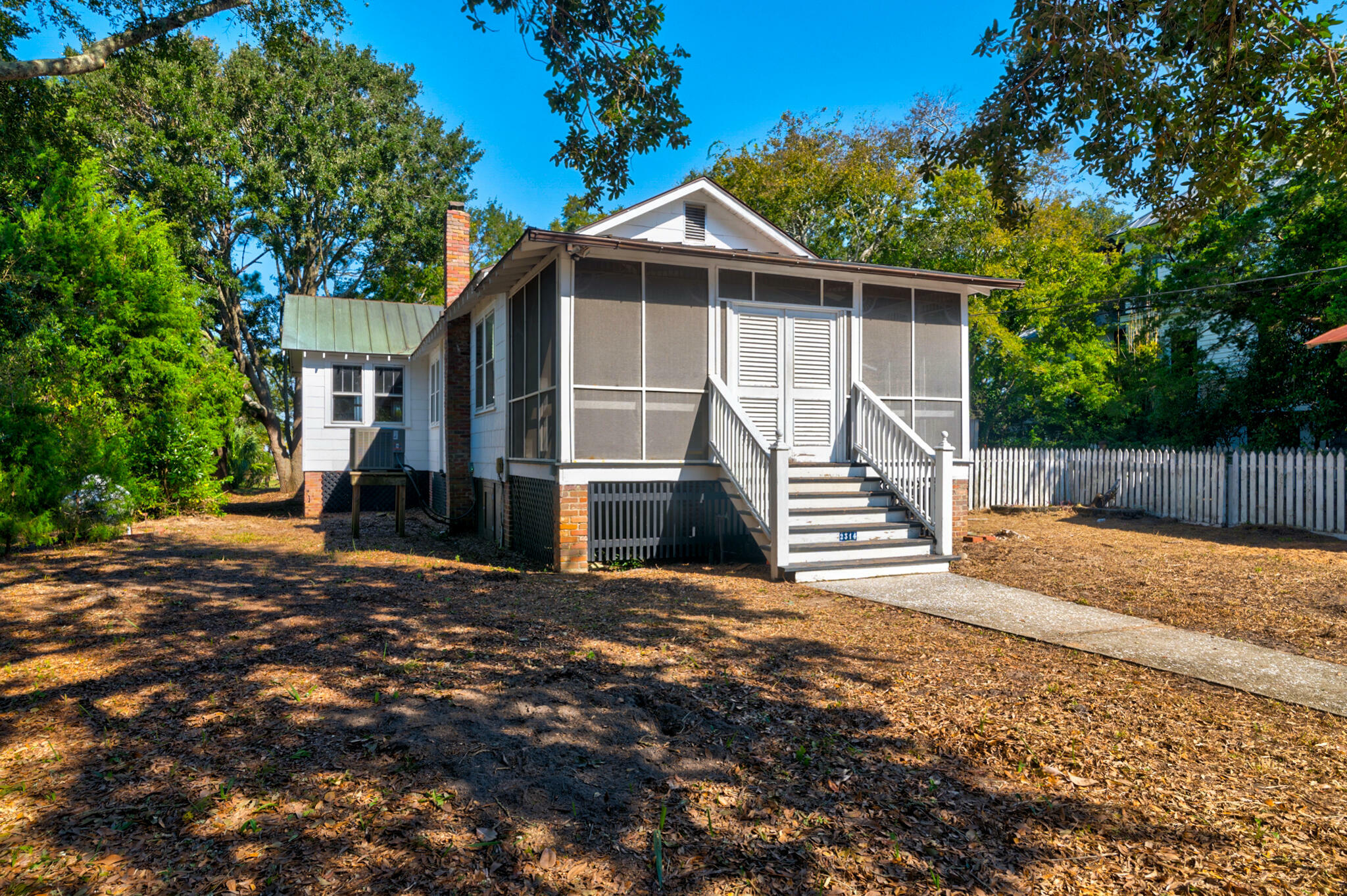 Property Photo:  2314 Goldbug Avenue  SC 29482 