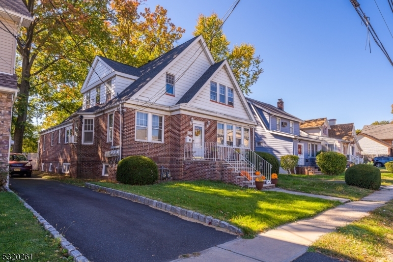 Property Photo:  2066 Emerson Ave  NJ 07083 