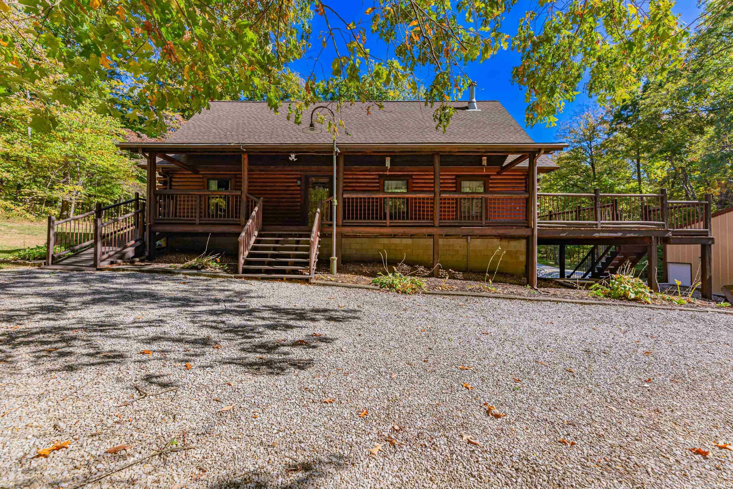 Property Photo:  2601 Selzer Road  IN 47712 