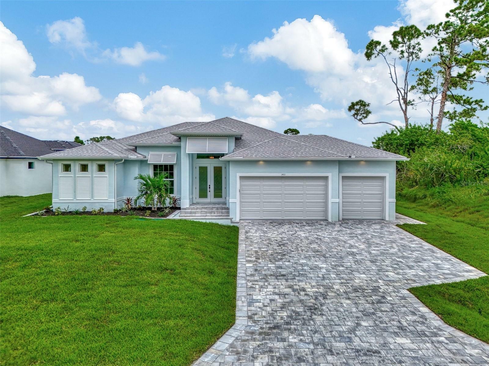 Property Photo:  1411 Liggett Circle  FL 33953 