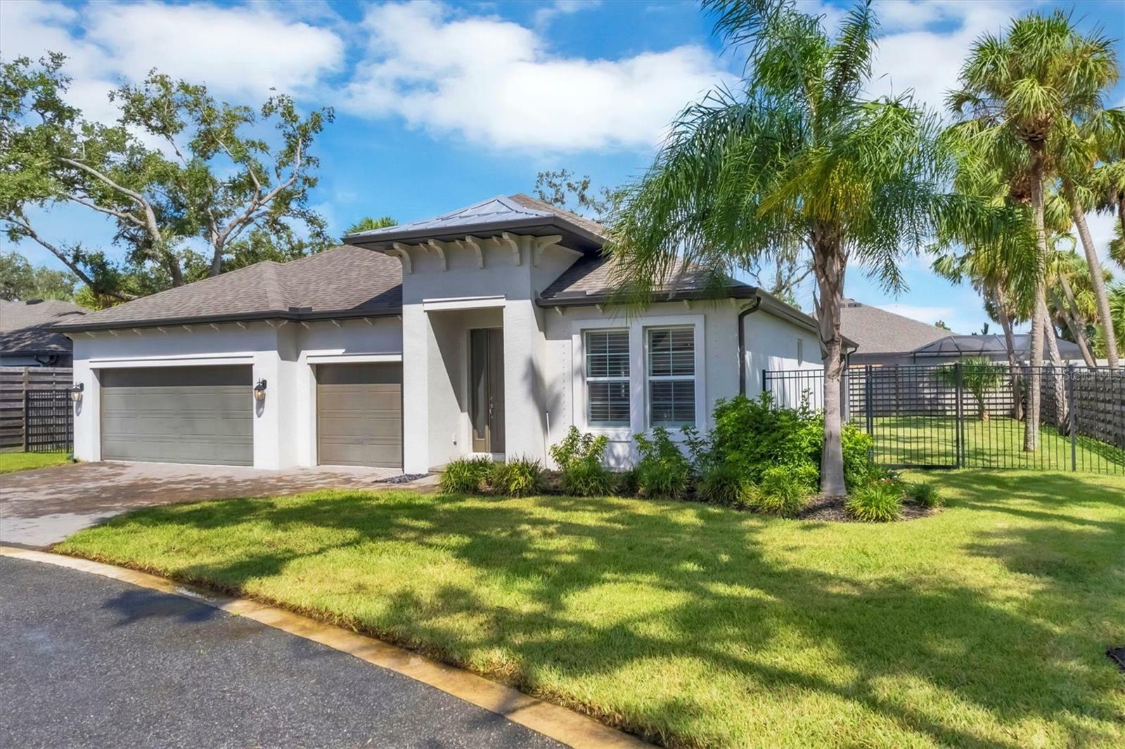 1808 Tree Fern Trail  Sarasota FL 34240 photo