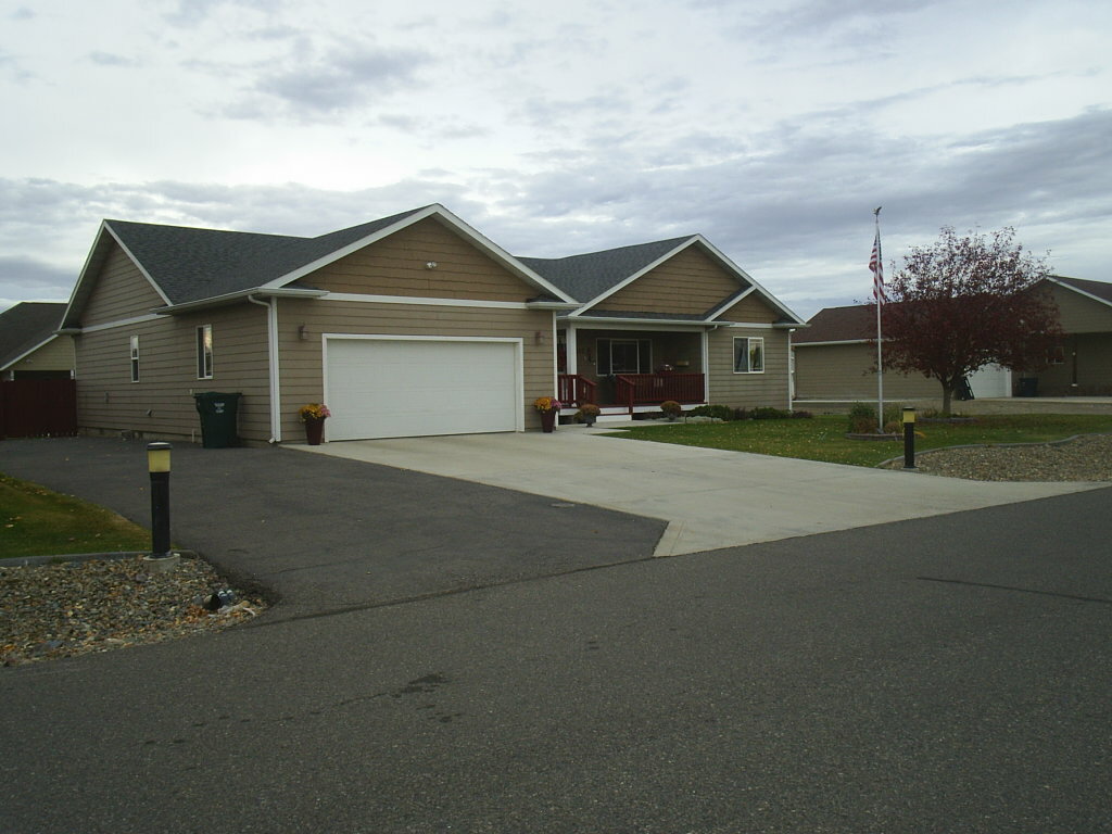 Property Photo:  930 Isy Loop  MT 59602 