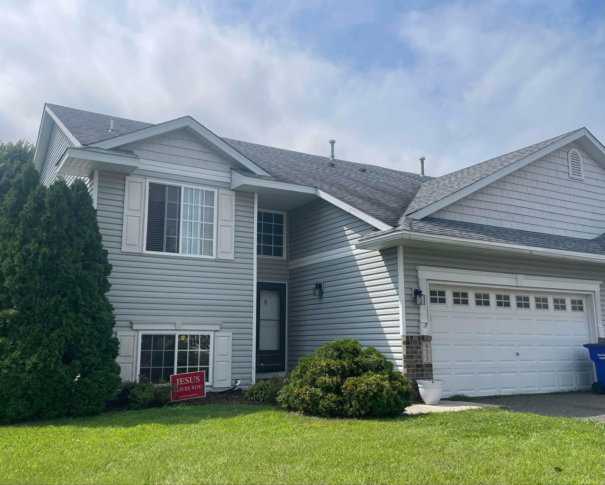 Property Photo:  433 Meadow Lane  WI 54025 