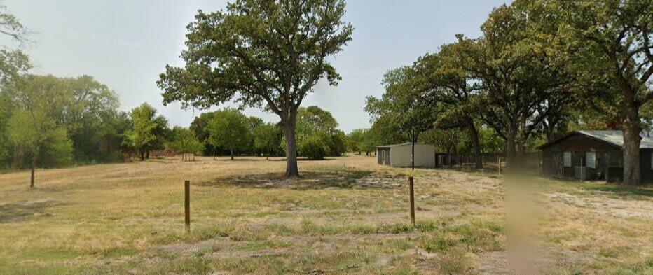 Property Photo:  106 N Edward  TX 75474 