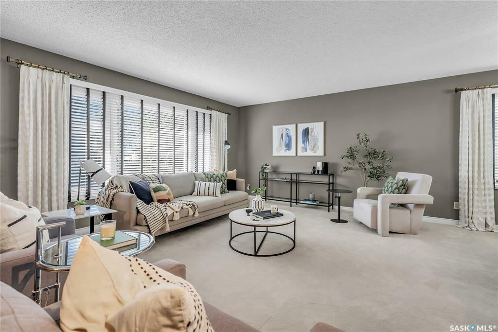 Photo de la propriété:  322 Highbury Terrace  SK S7H 4X8 