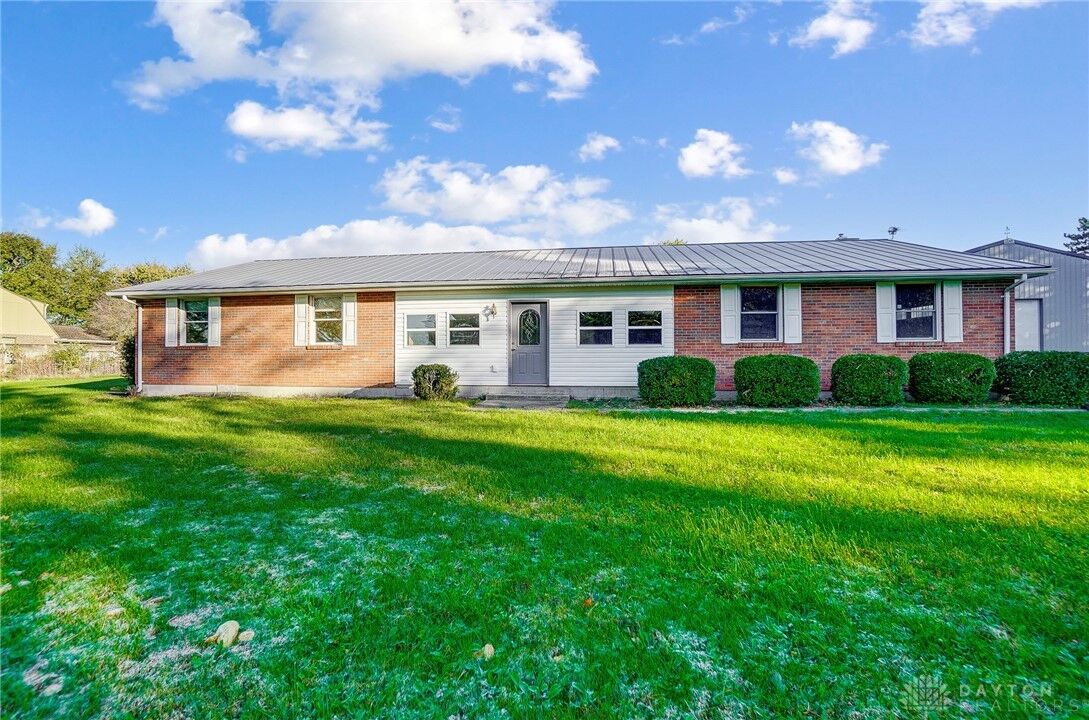 Property Photo:  9595 N Montgomery County Line Road  OH 45322 