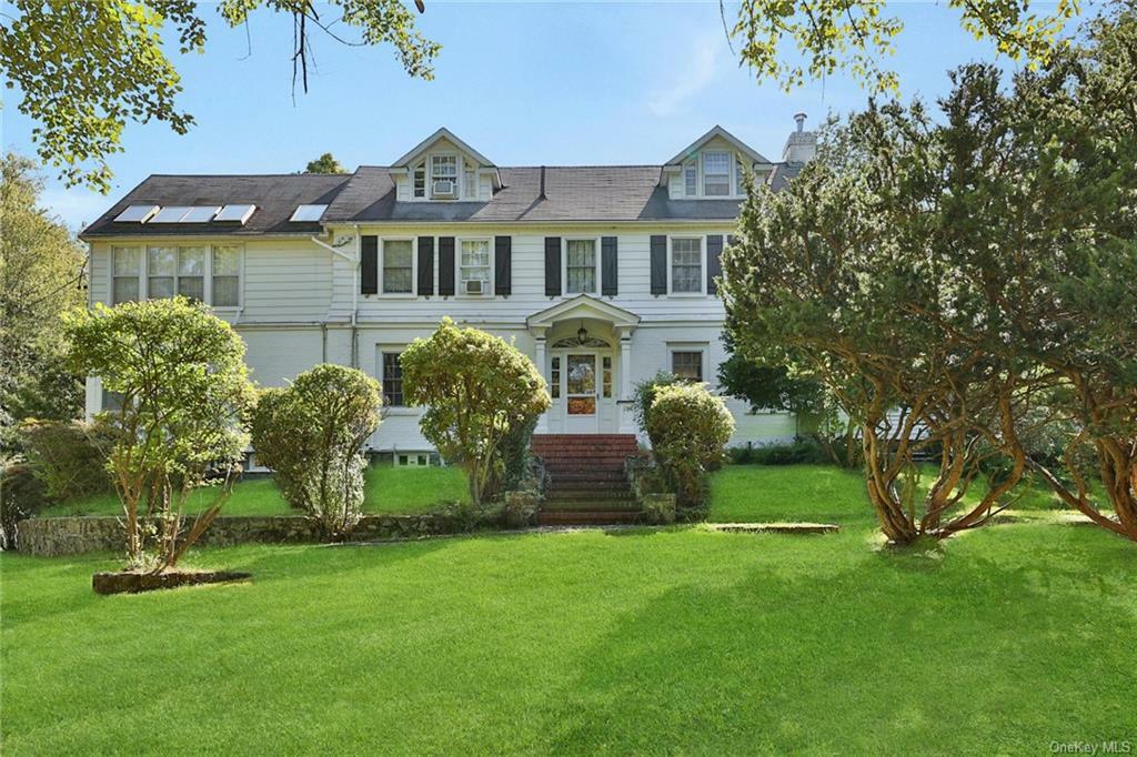 Property Photo:  20 Watch Hill Road  NY 10520 