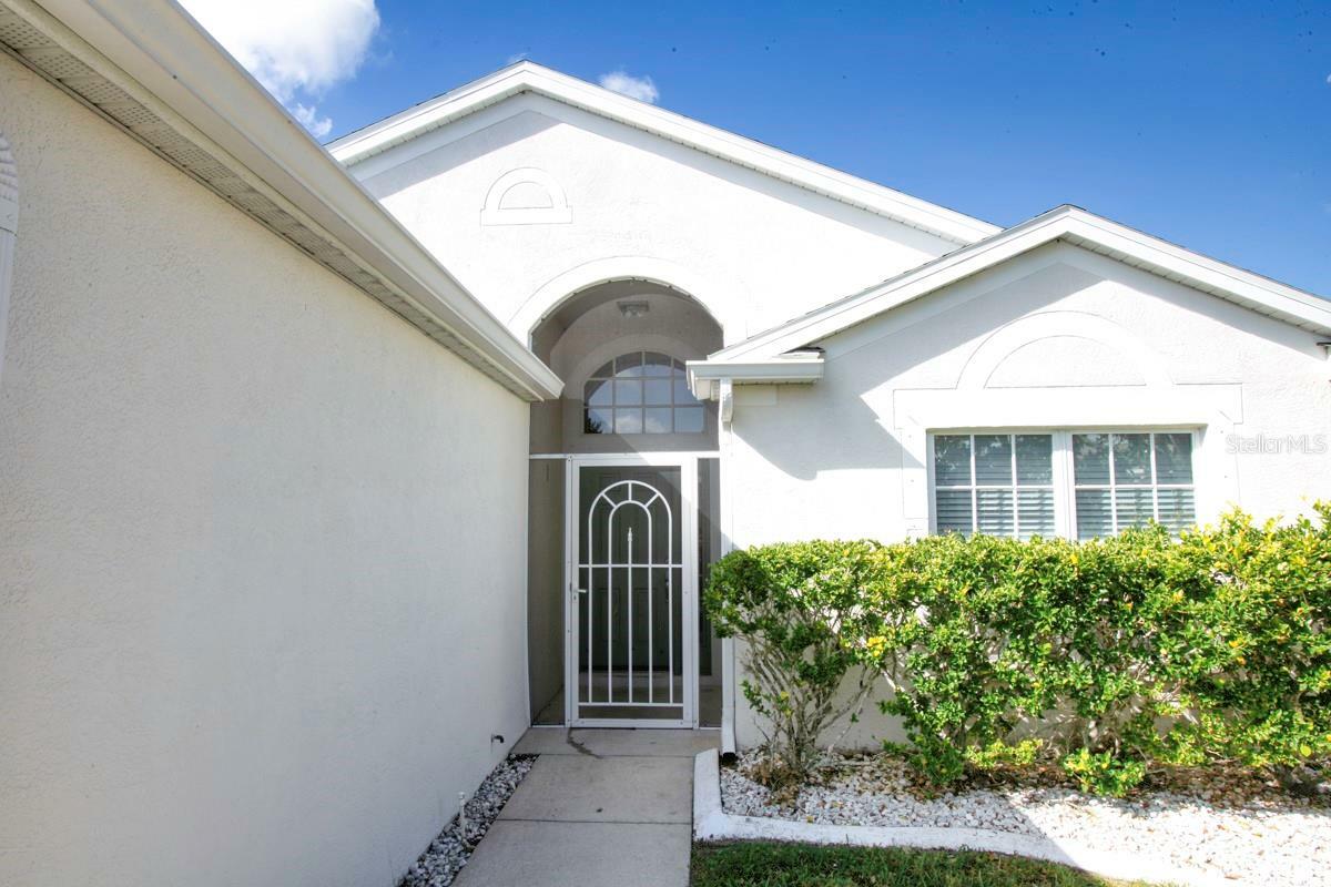 Property Photo:  4538 Sanibel Way  FL 34203 