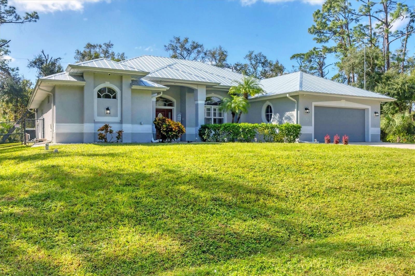 Property Photo:  17363 Wellsley Avenue  FL 33954 