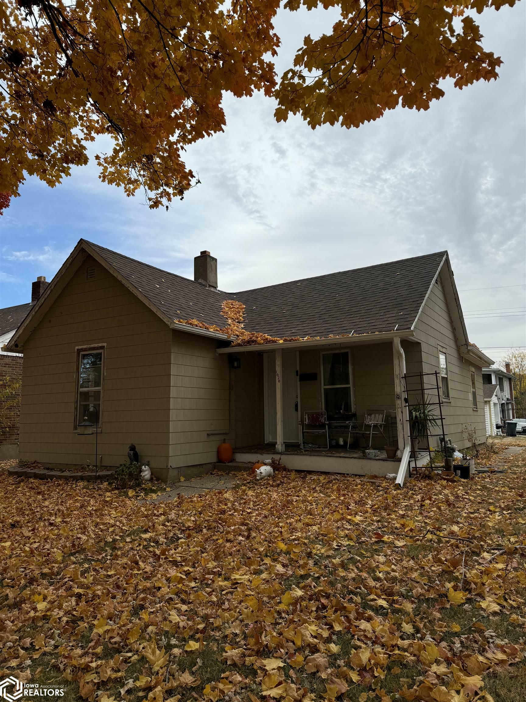 Property Photo:  1620 S 12th Street  IA 52601 