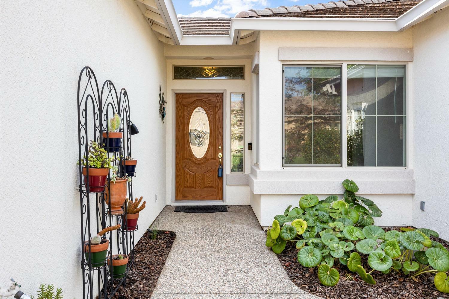 Property Photo:  2201 Monument Drive  CA 95648 