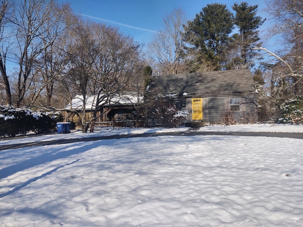 Property Photo: 138 Lake St MA 02771