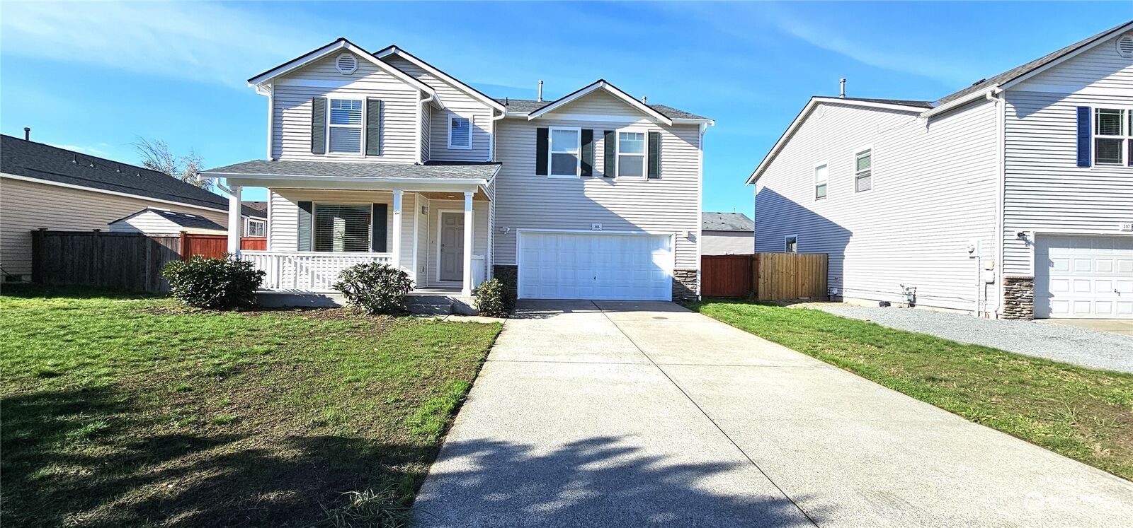 Property Photo:  305  Roberts Street NE  WA 98360 