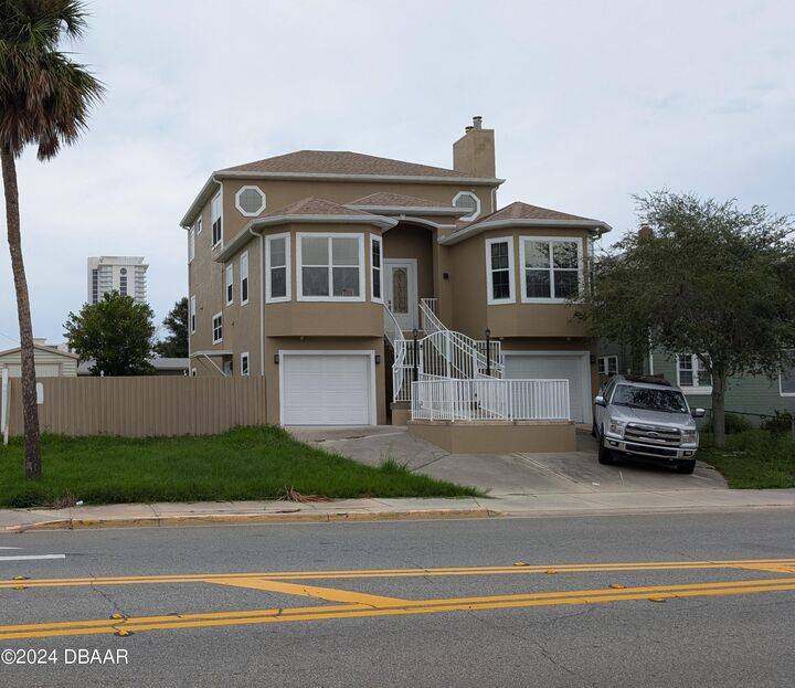 442 N Peninsula Drive  Daytona Beach FL 32118 photo
