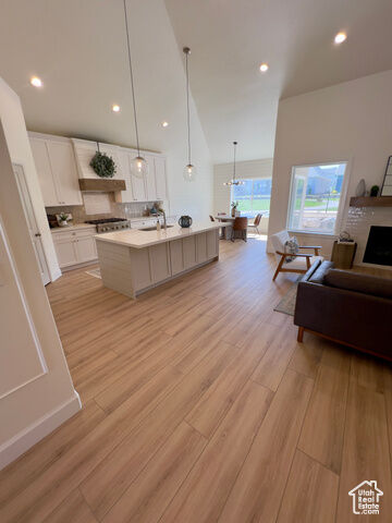 Property Photo:  1491 N Starry Way 218  UT 84045 