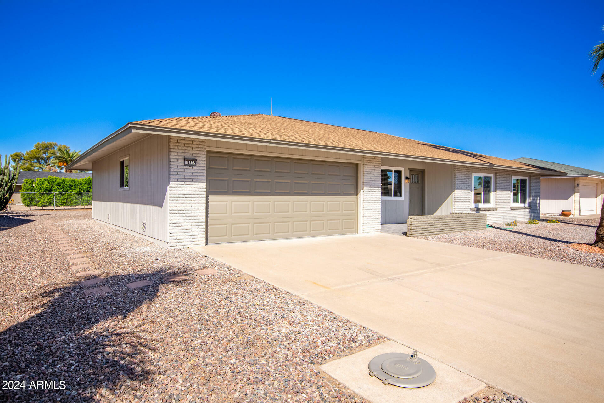 Property Photo:  9308 W Briarwood Circle  AZ 85351 