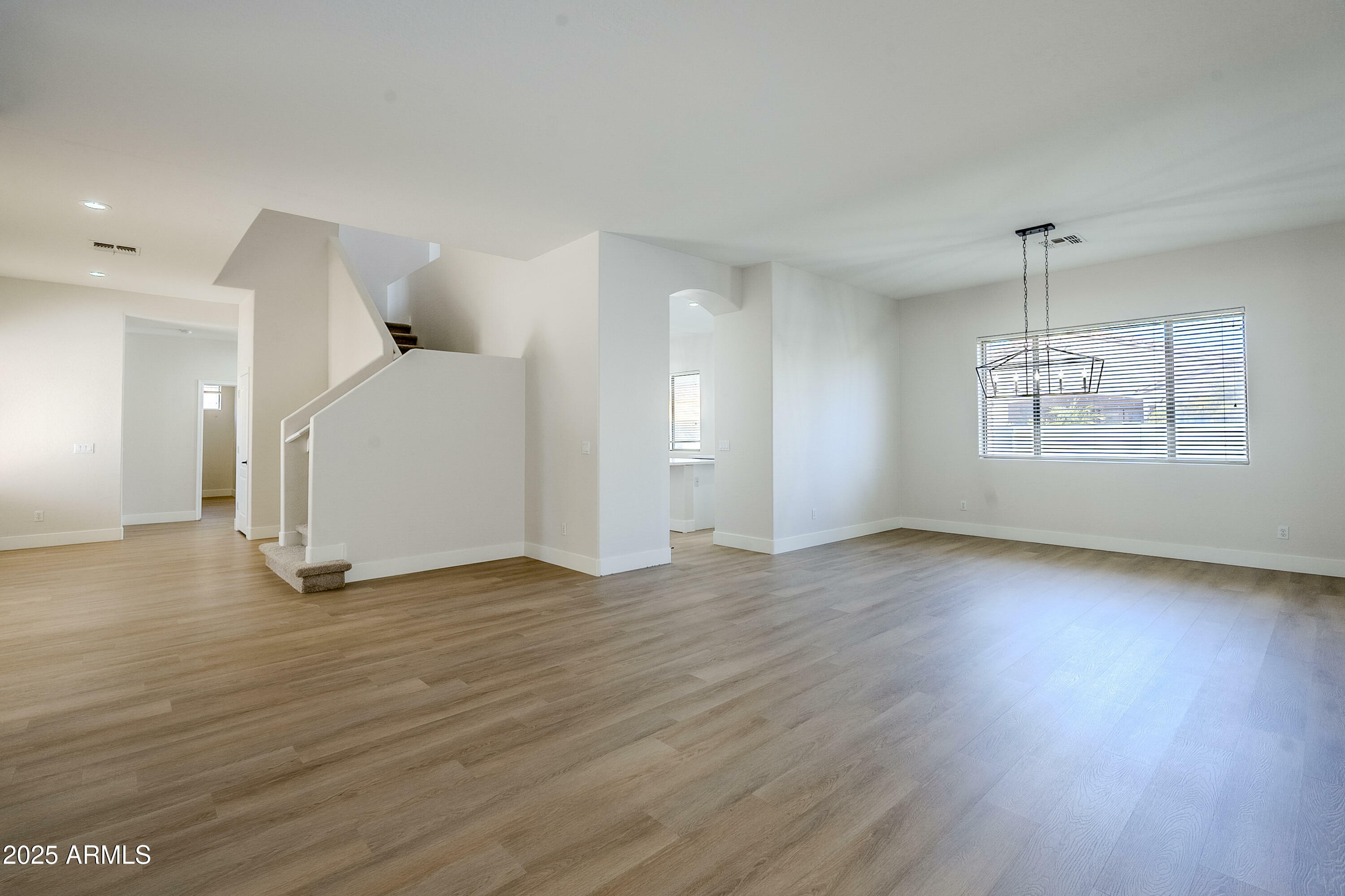 Property Photo:  718 E Scorpio Place  AZ 85249 