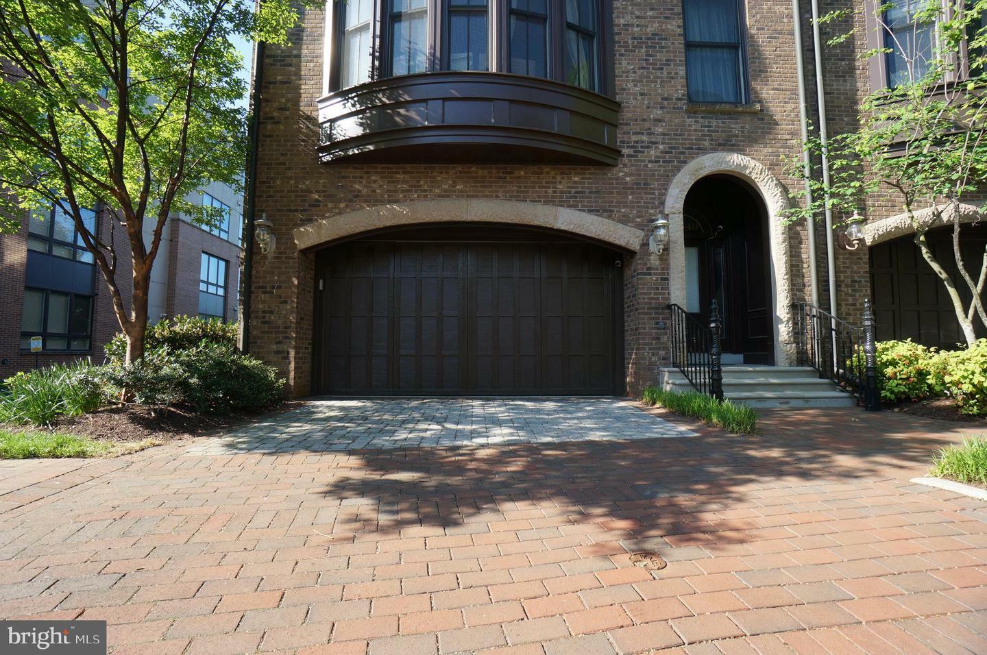 Property Photo:  12449 Ansin Circle Drive  MD 20854 