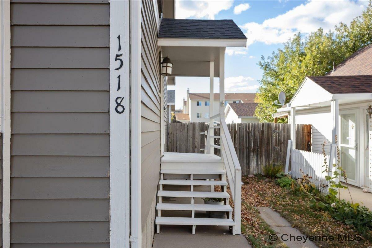 Property Photo:  1518 Copperville Rd  WY 82001 