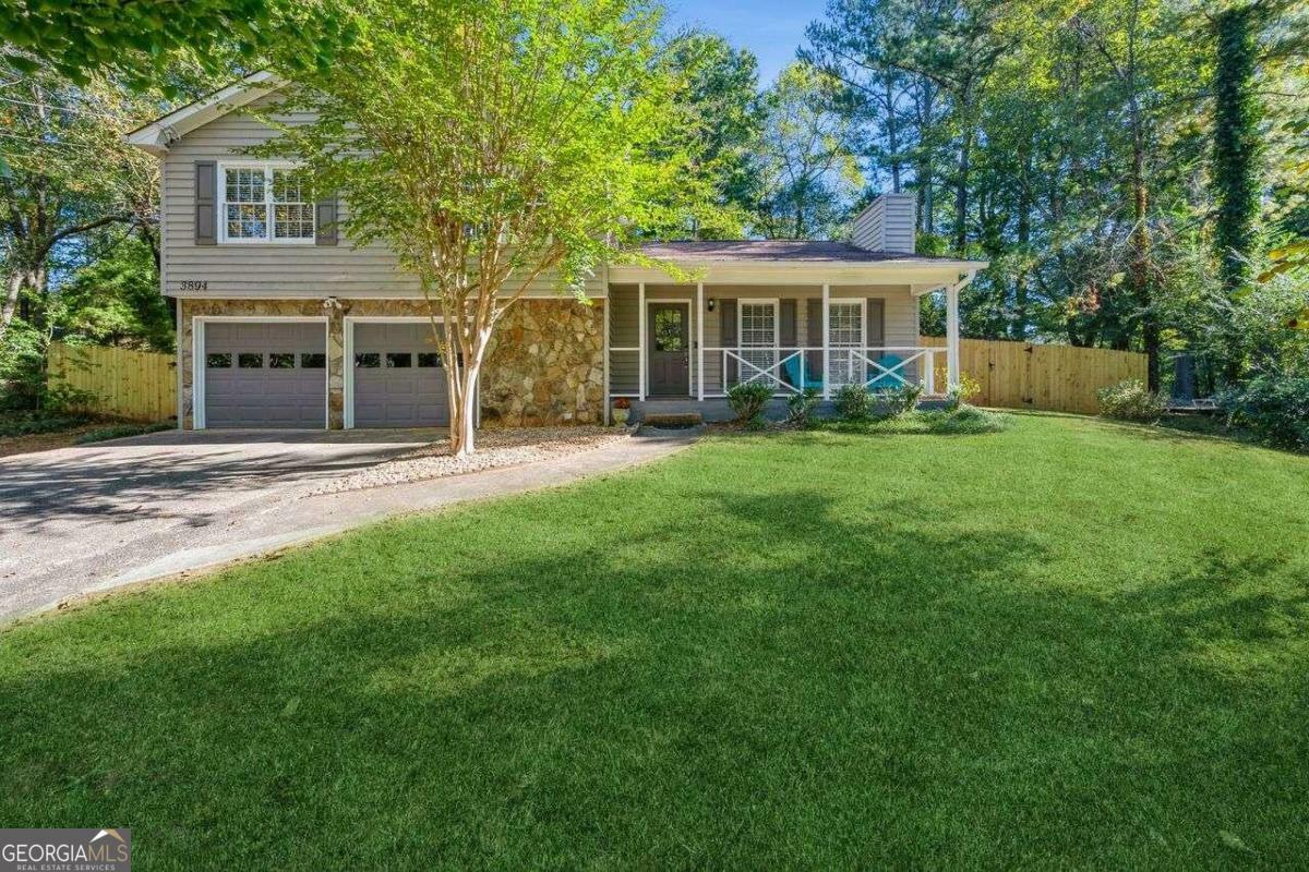 3894 Dollar Circle  Suwanee GA 30024 photo