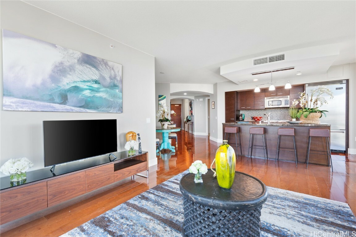 Property Photo:  1837 Kalakaua Avenue 1704  HI 96815 