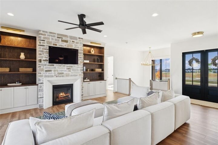 Property Photo:  1517 SW Des Moines Street  IA 50023 