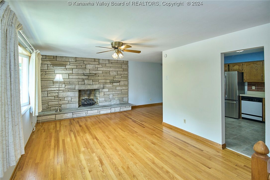 Property Photo:  1505 Village Drive  WV 25309 