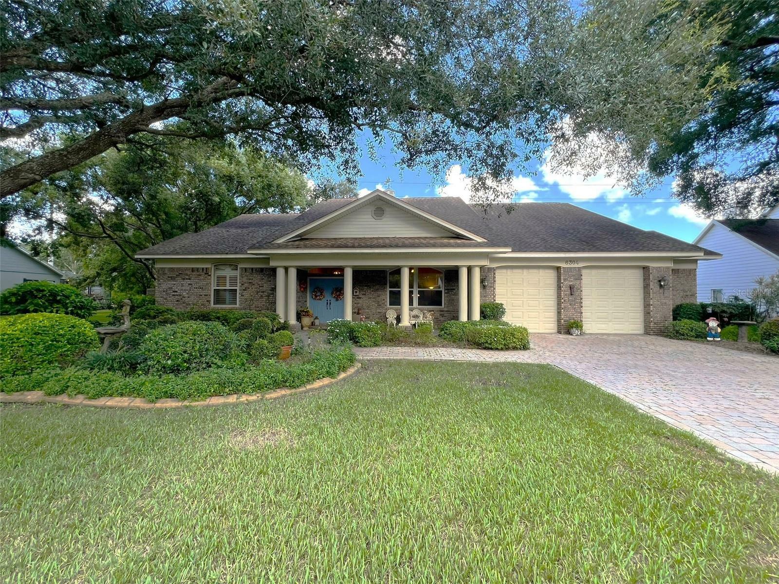 Property Photo: 6304 E 113th Avenue FL 33617