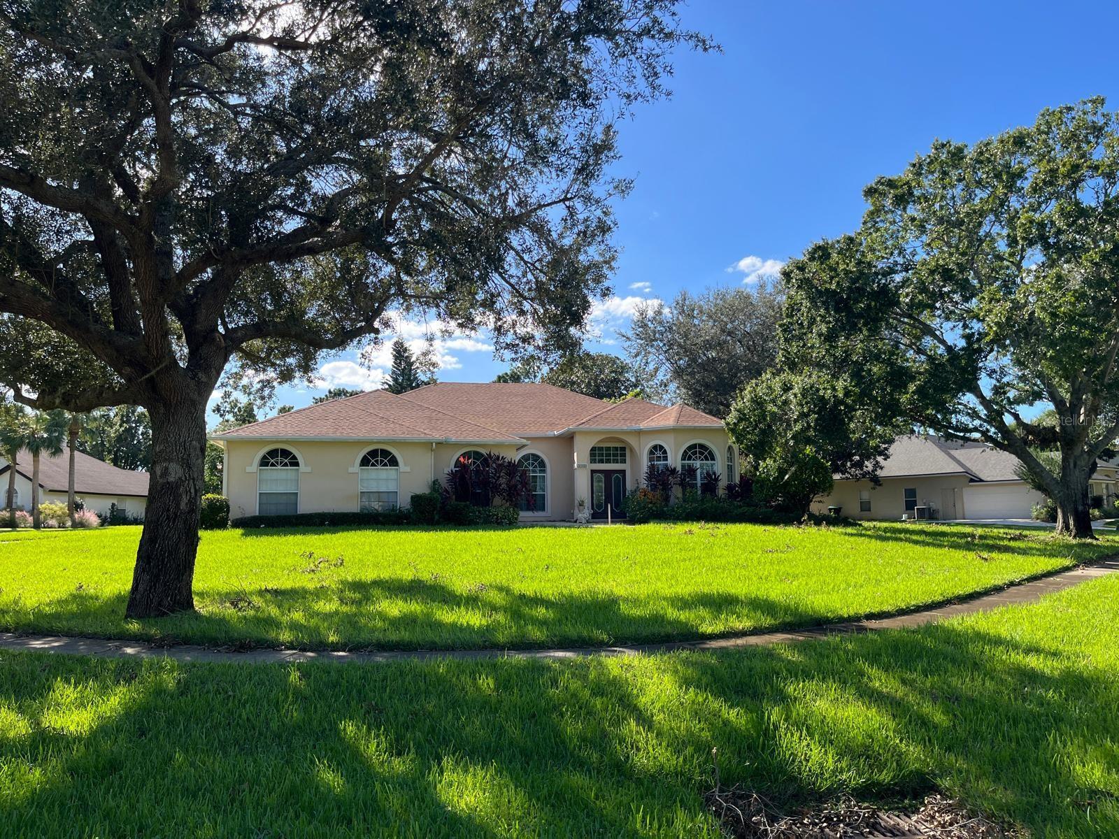 Property Photo: 2800 Tropic Court FL 34787