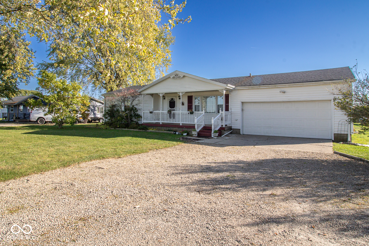 Property Photo:  3613 E State Road 38  IN 47362 