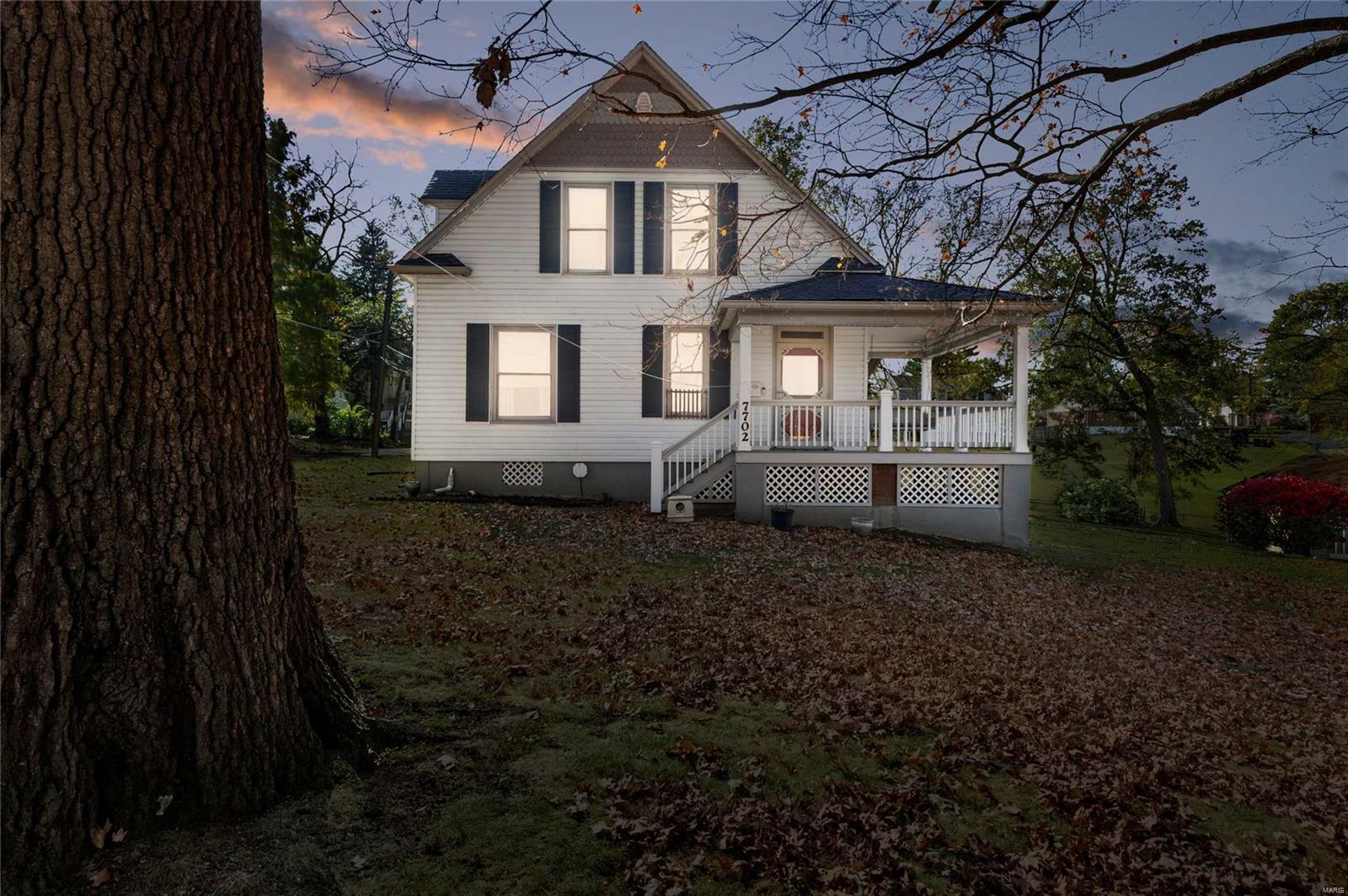 Property Photo:  7702 Circle Drive  MO 63121 