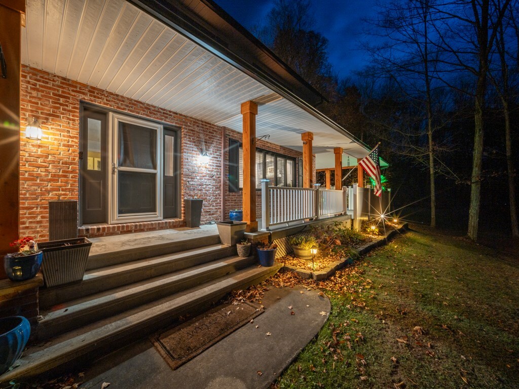 Property Photo:  533 Lakeside Dr  PA 18840 