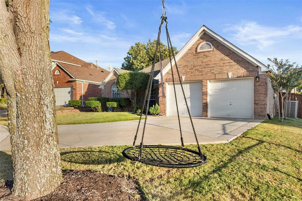 Property Photo:  1800 Sumac Drive  TX 75028 