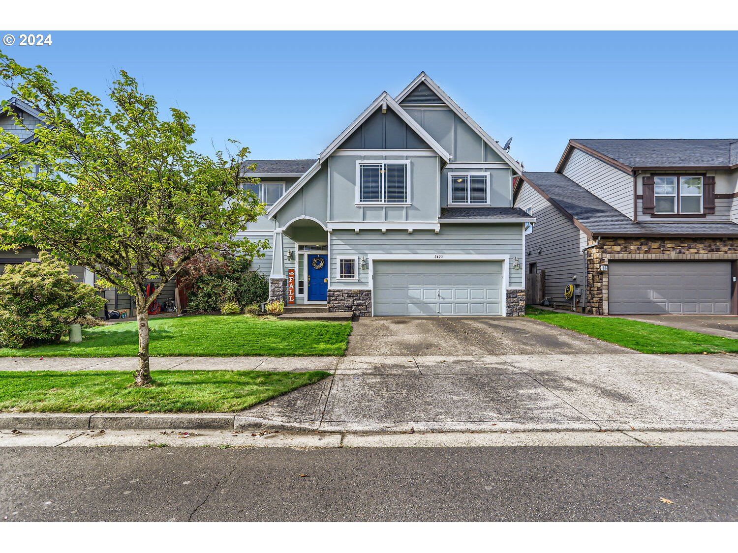 Property Photo:  2423 N Heritage Way  OR 97132 