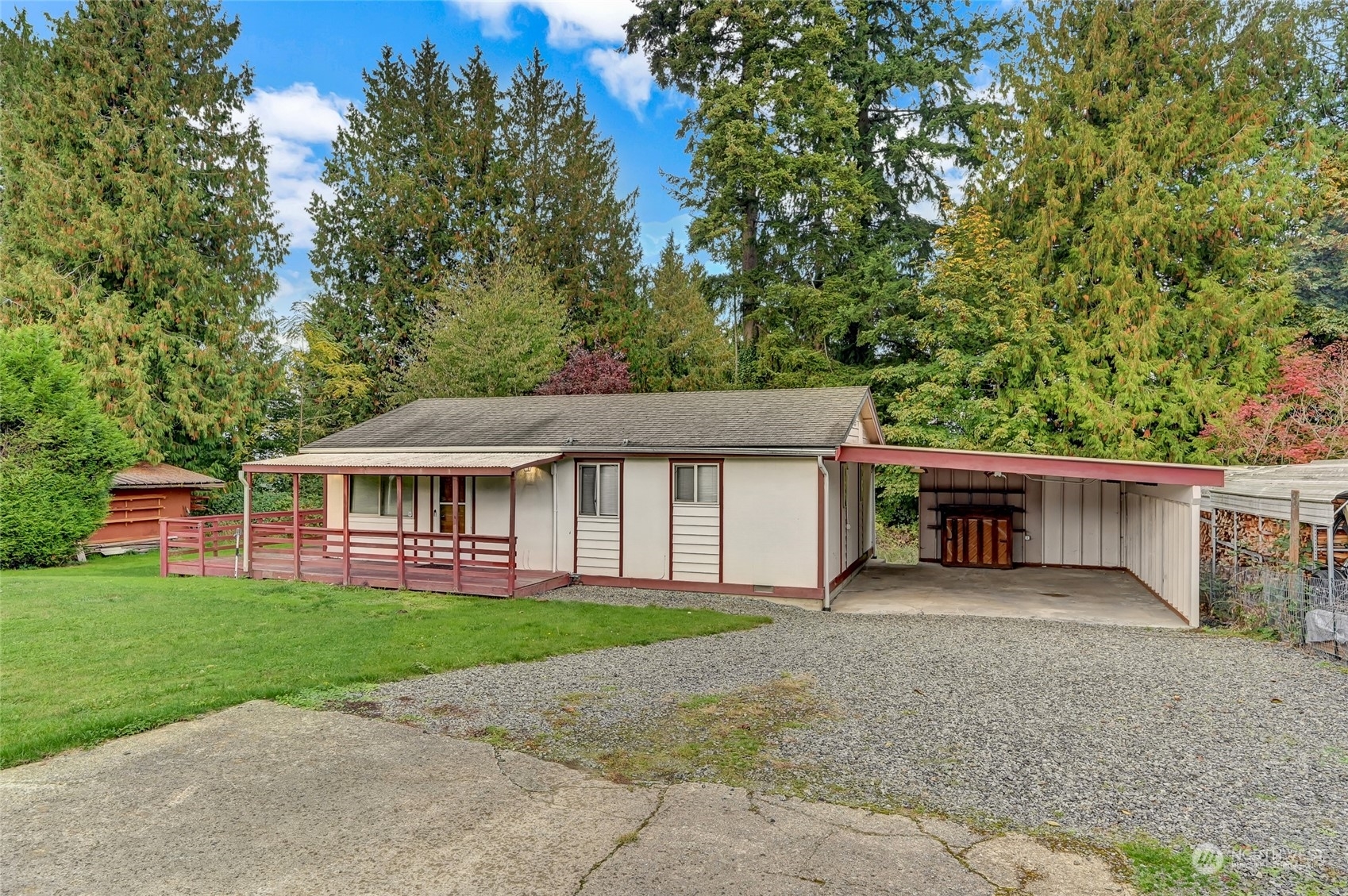 Property Photo:  7911 Skipley Rd  WA 98290 