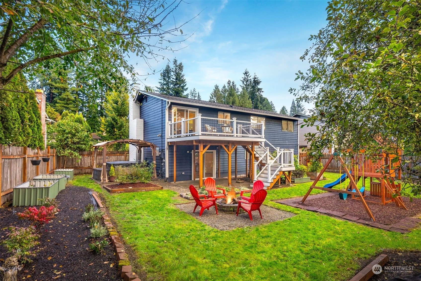 Property Photo:  11304 28th Drive SE  WA 98208 