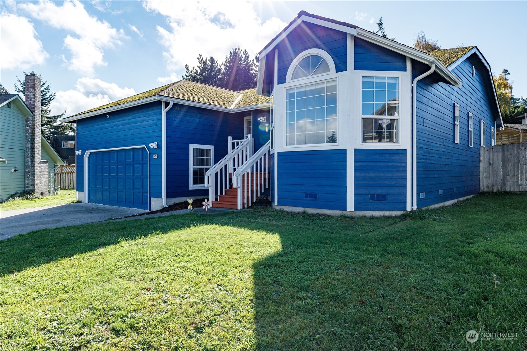 Property Photo:  476 SW Erie Circle  WA 98277 