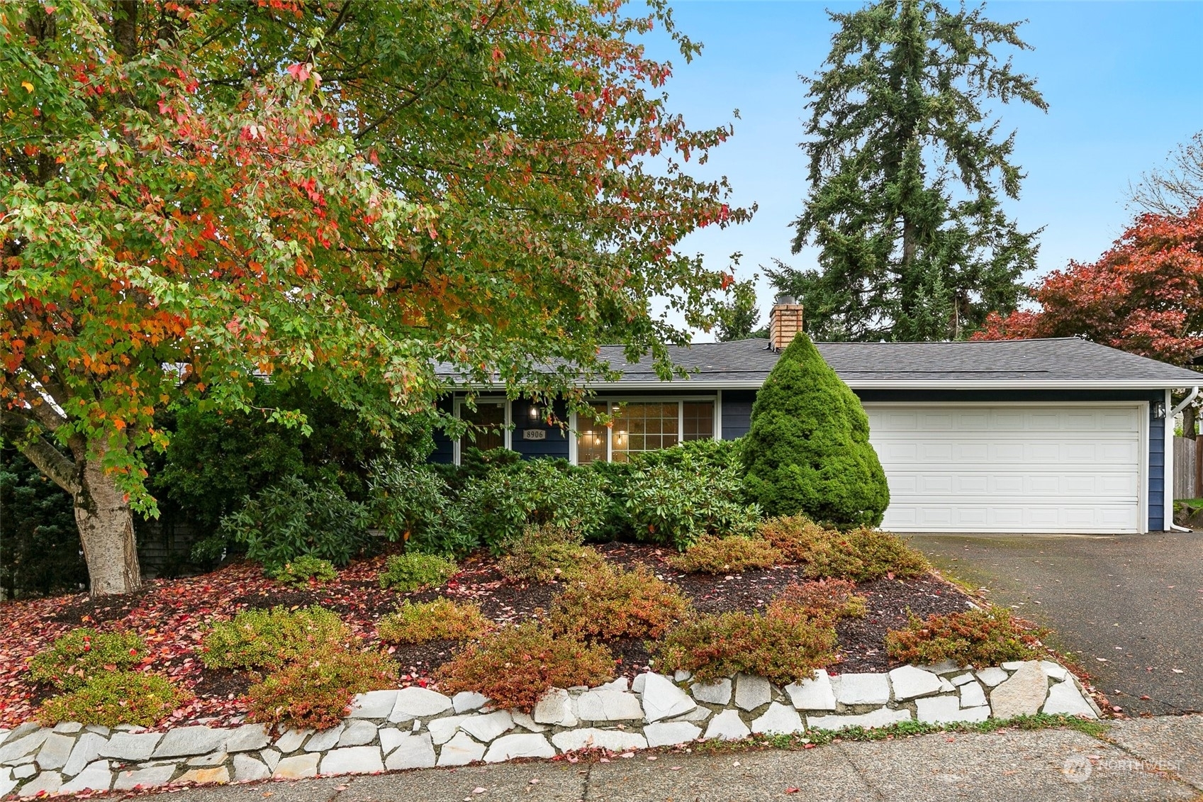 Property Photo:  8906 NE 139th Street  WA 98034 