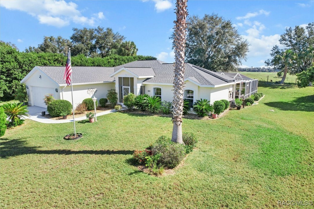 Property Photo:  1329 N Foxrun Terrace  FL 34453 