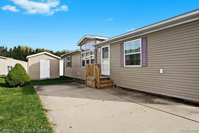 Property Photo:  9600 Astor  MI 48167 