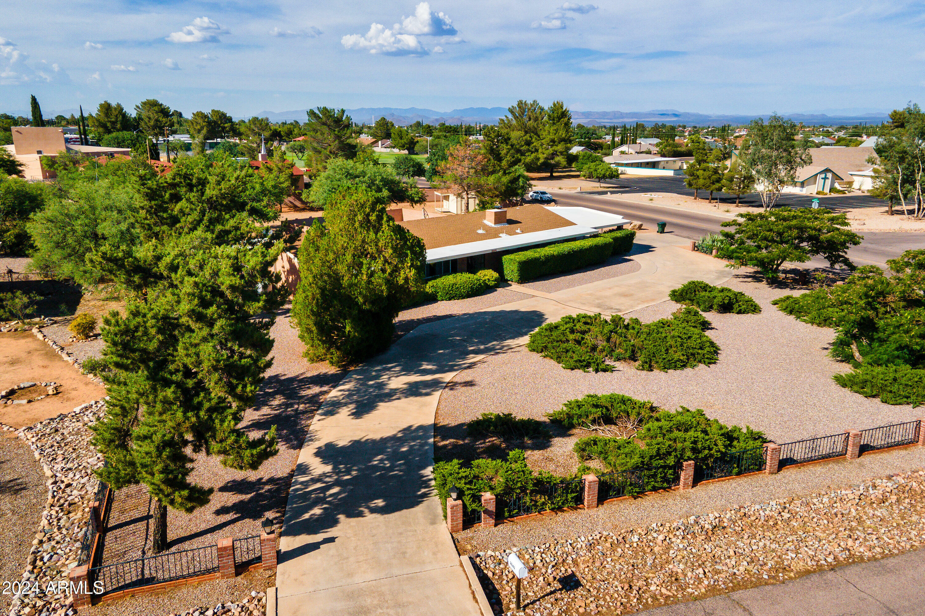 Property Photo:  2849 E Oriole Drive  AZ 85635 