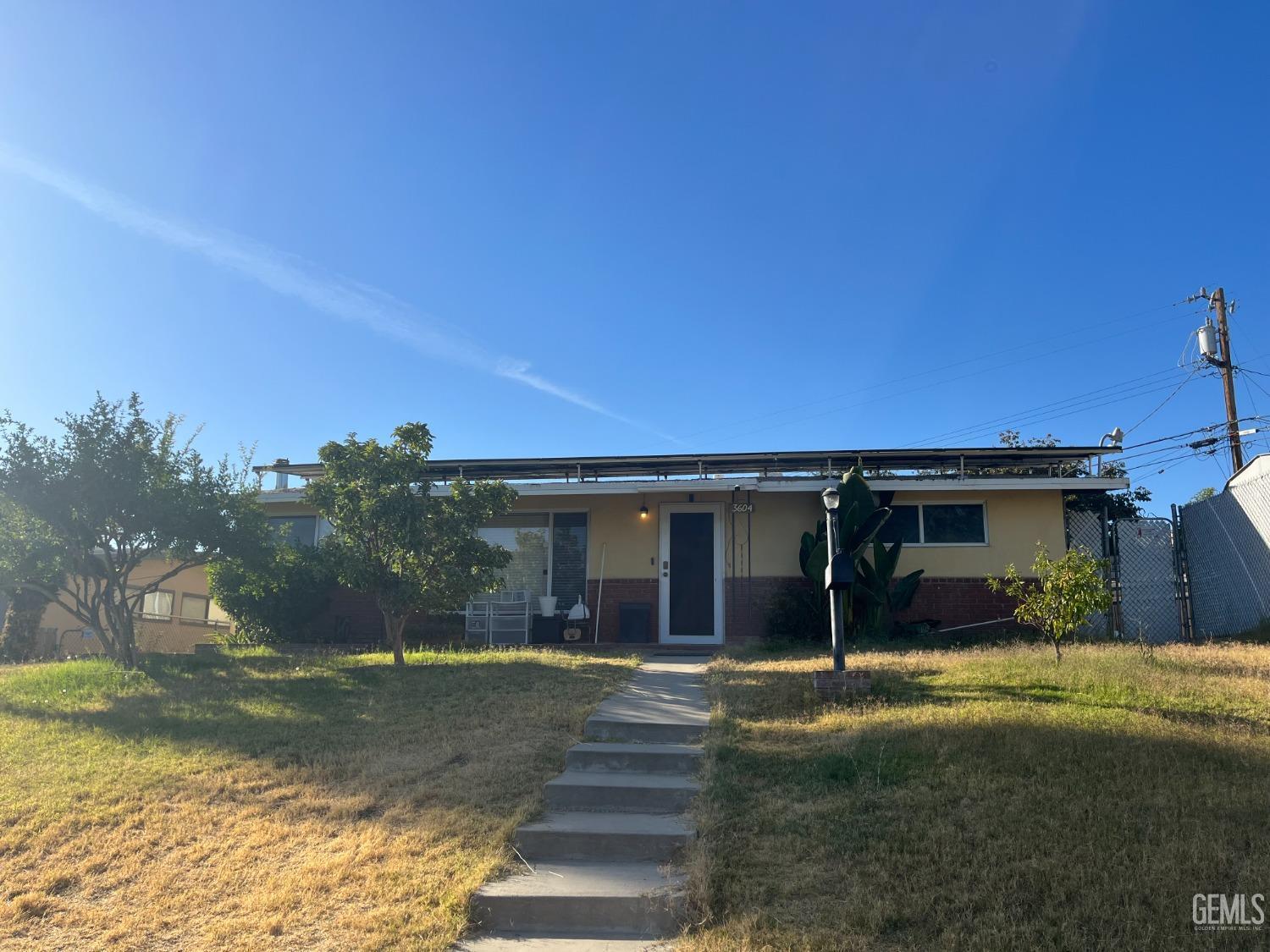 Property Photo: 3604 Bucknell Street CA 93305