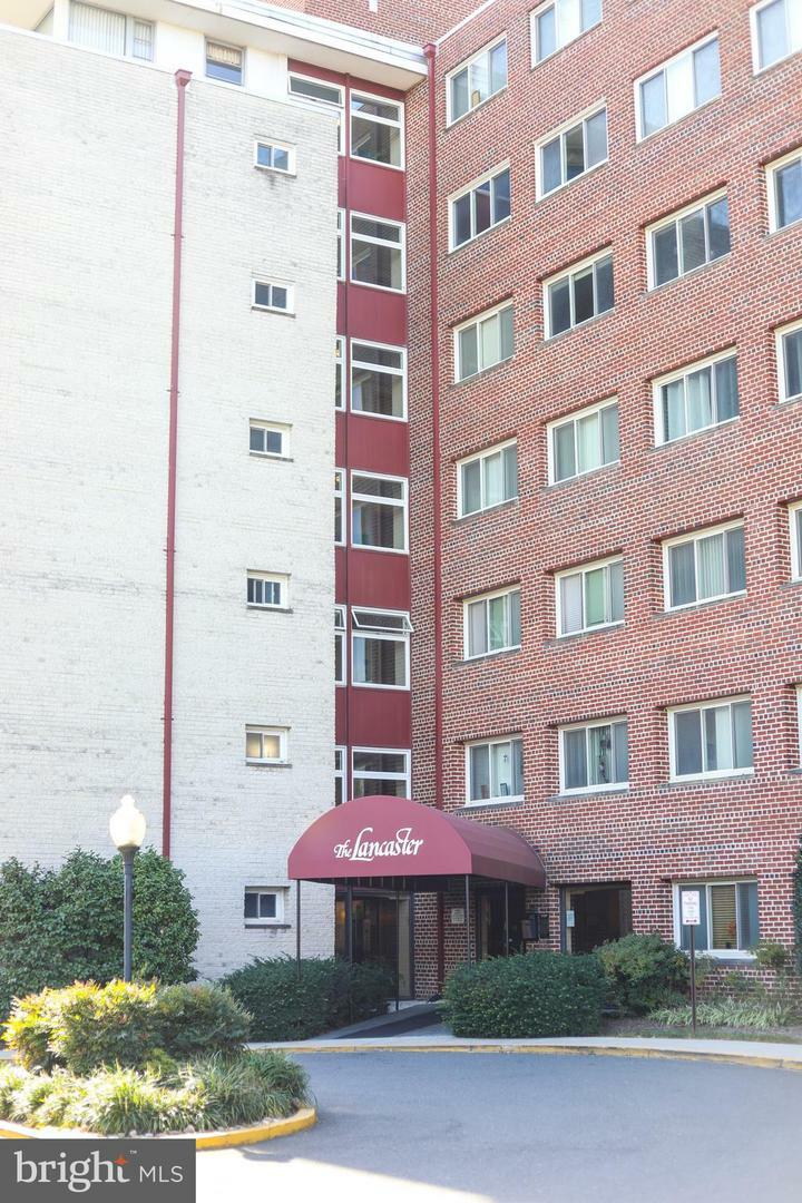 Property Photo:  1830 Columbia Pike S 104  VA 22204 