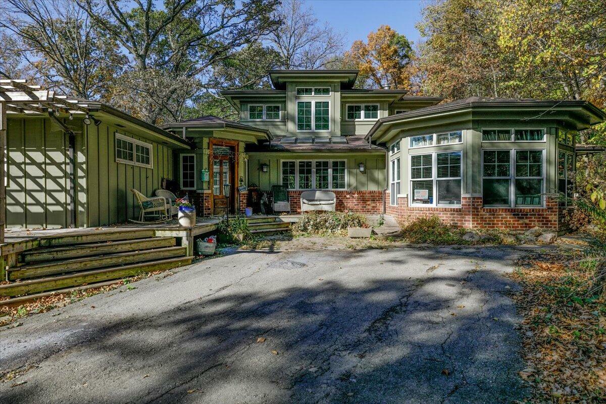 Property Photo: 2410 State Avenue IA 50014