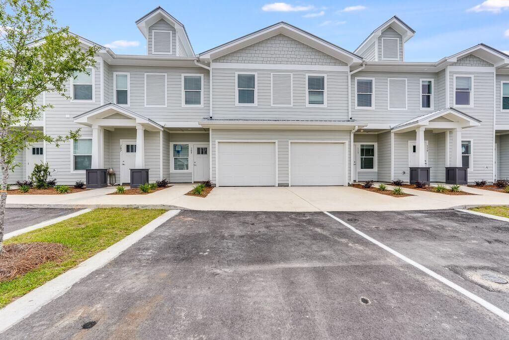 Property Photo:  60 Date Palm Lane Lane  FL 32439 