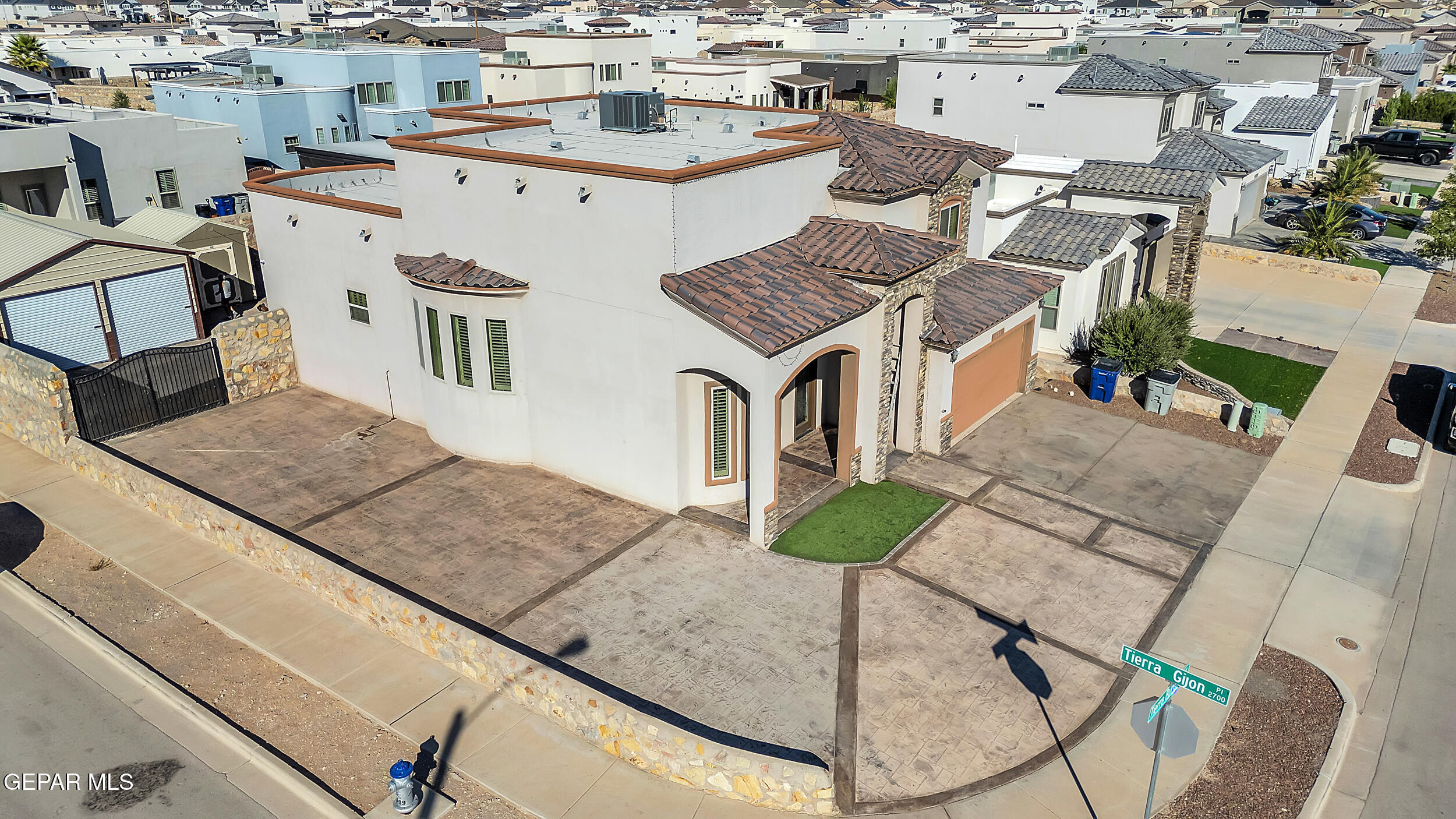 Property Photo: 14541 Tierra Burgos Avenue TX 79938