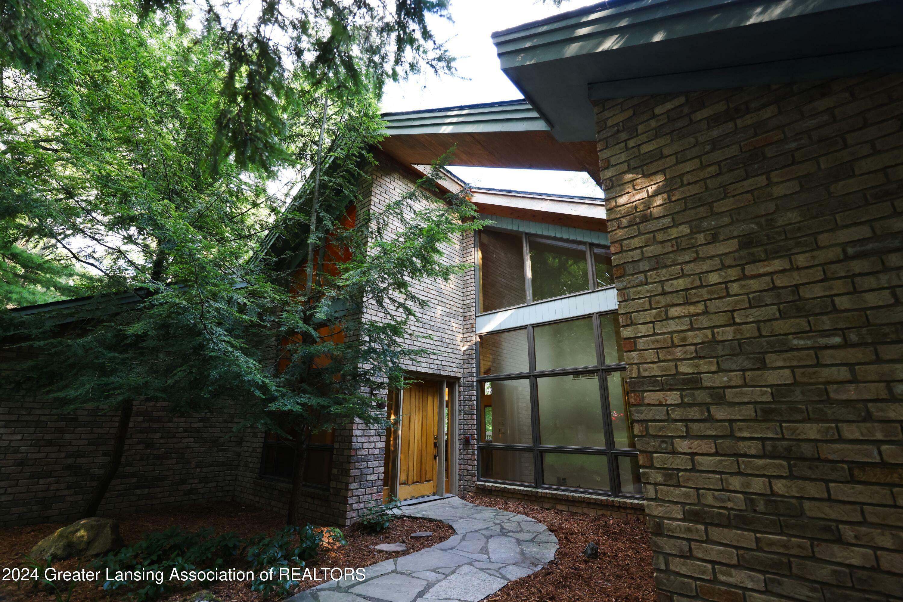 Property Photo:  3351 Wardell Road  MI 48917 