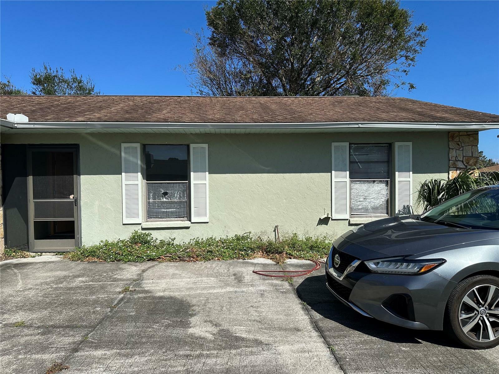 Property Photo:  5143 Vassar Lane  FL 34243 