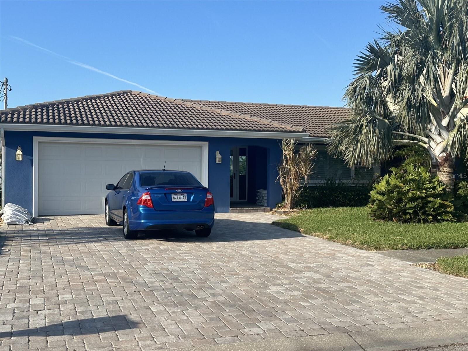 Property Photo: 340 Palm Island NE FL 33767