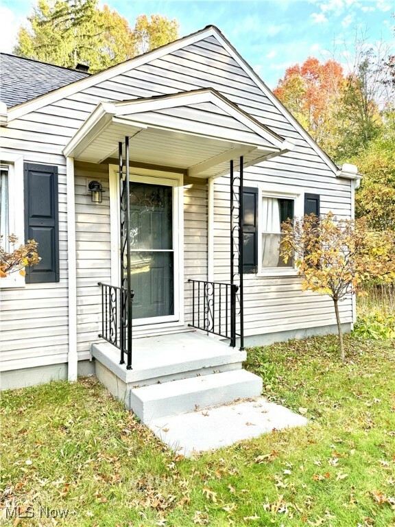 Property Photo:  4930 Kirk Road  OH 44515 